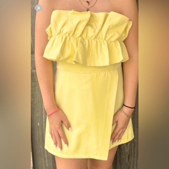 Sunflower Yellow Ruffle Tube Detailed Romper - Picture 1 of 3